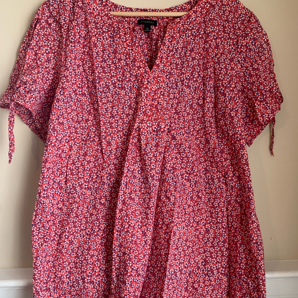 Talbots short sleeve floral print top